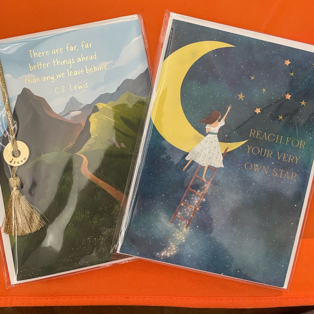 2 Papyrus graduation cards